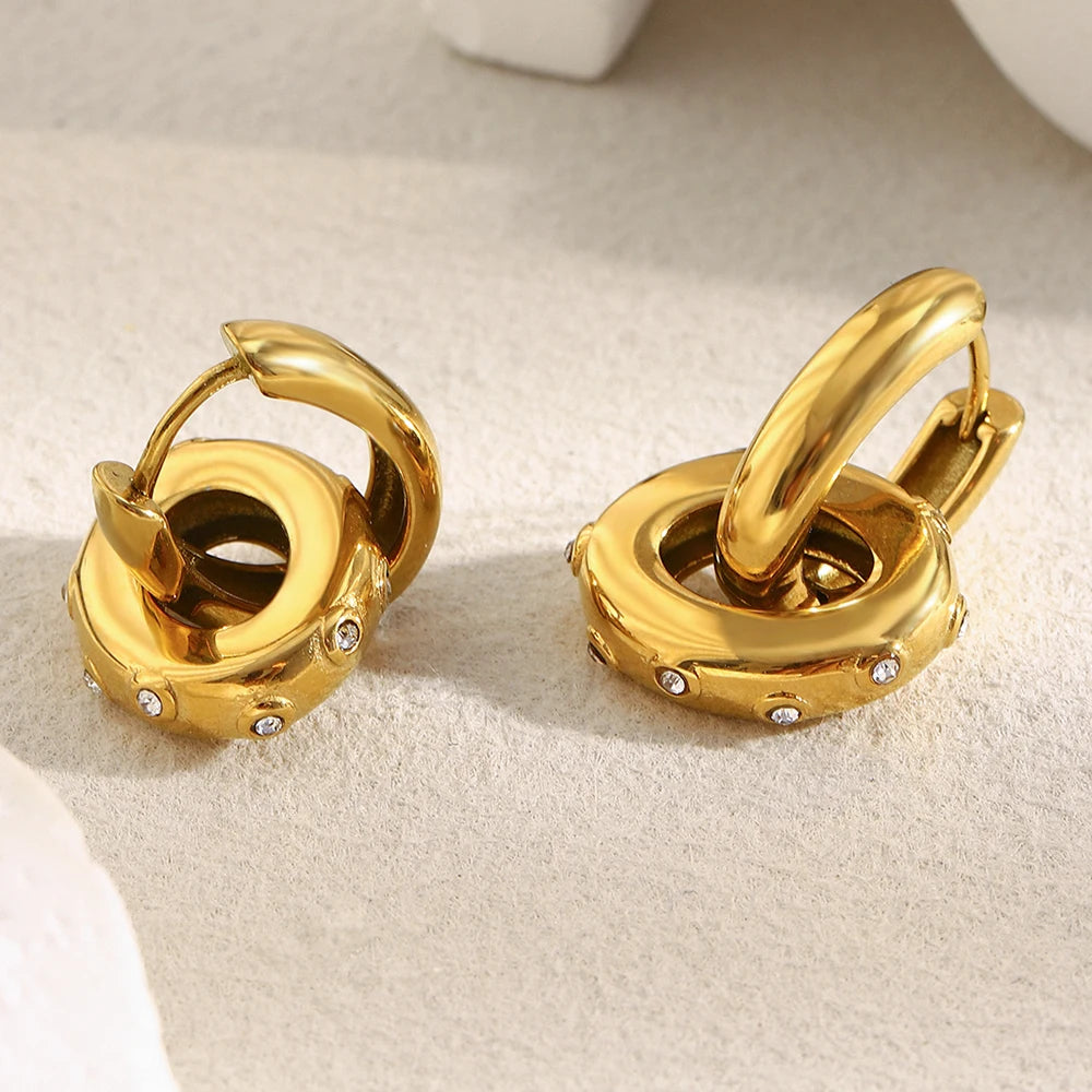 Ebbelle Trendy Pequeno Oval Clear Zircon Hoop Brincos Mulheres 18K Banhado A Ouro Joias de Aço Inoxidável Joias de Orelha para Meninas