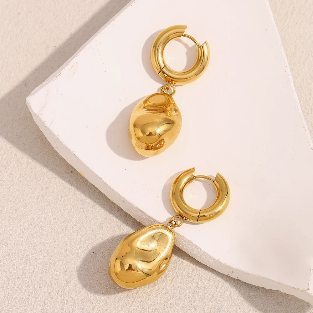 Ebbelle Brinco de argola com pingente de amendoim sólido de cor dupla 18K banhado a ouro aço inoxidável suave feminino decoração de joias de orelha