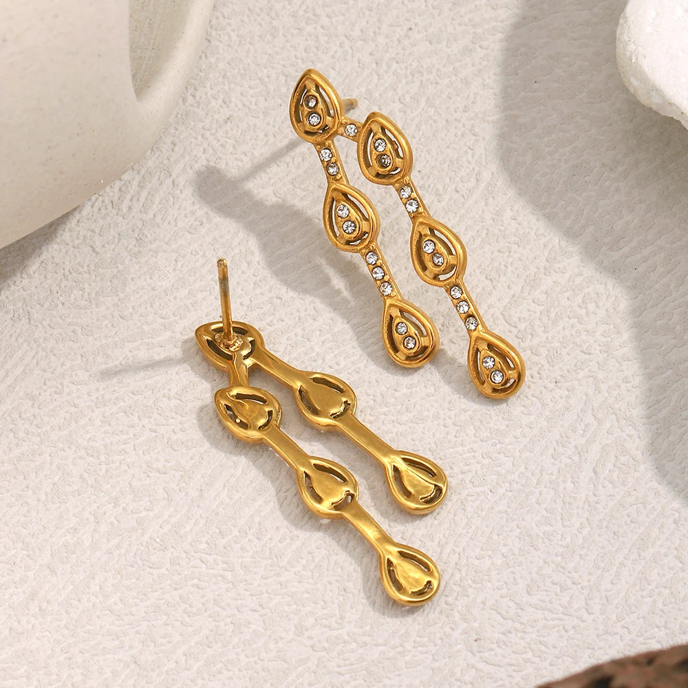 Ebbelle Design Criativo Zircão Waterdrop Brinco 18K Banhado A Ouro Aço Inoxidável À Prova D 'Água Moda Feminina Orelha Jóias