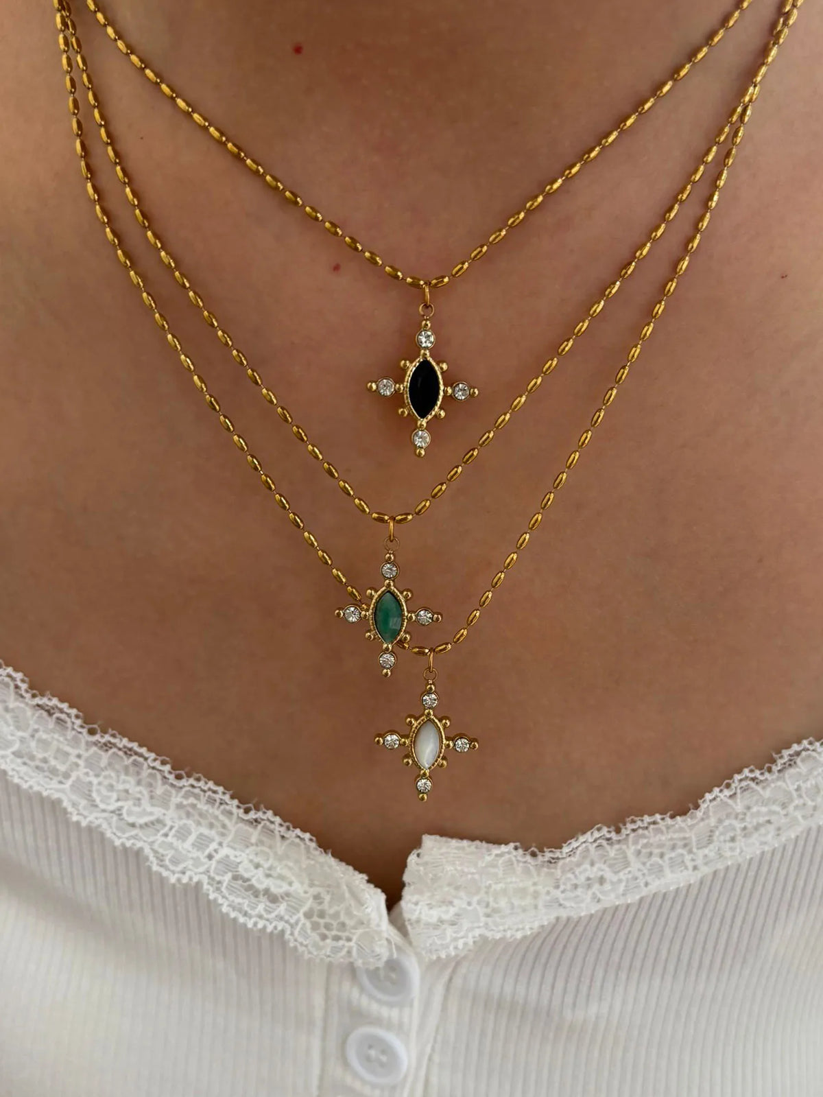 Colar Vintage Geométrico com Pedra Natural e Strass