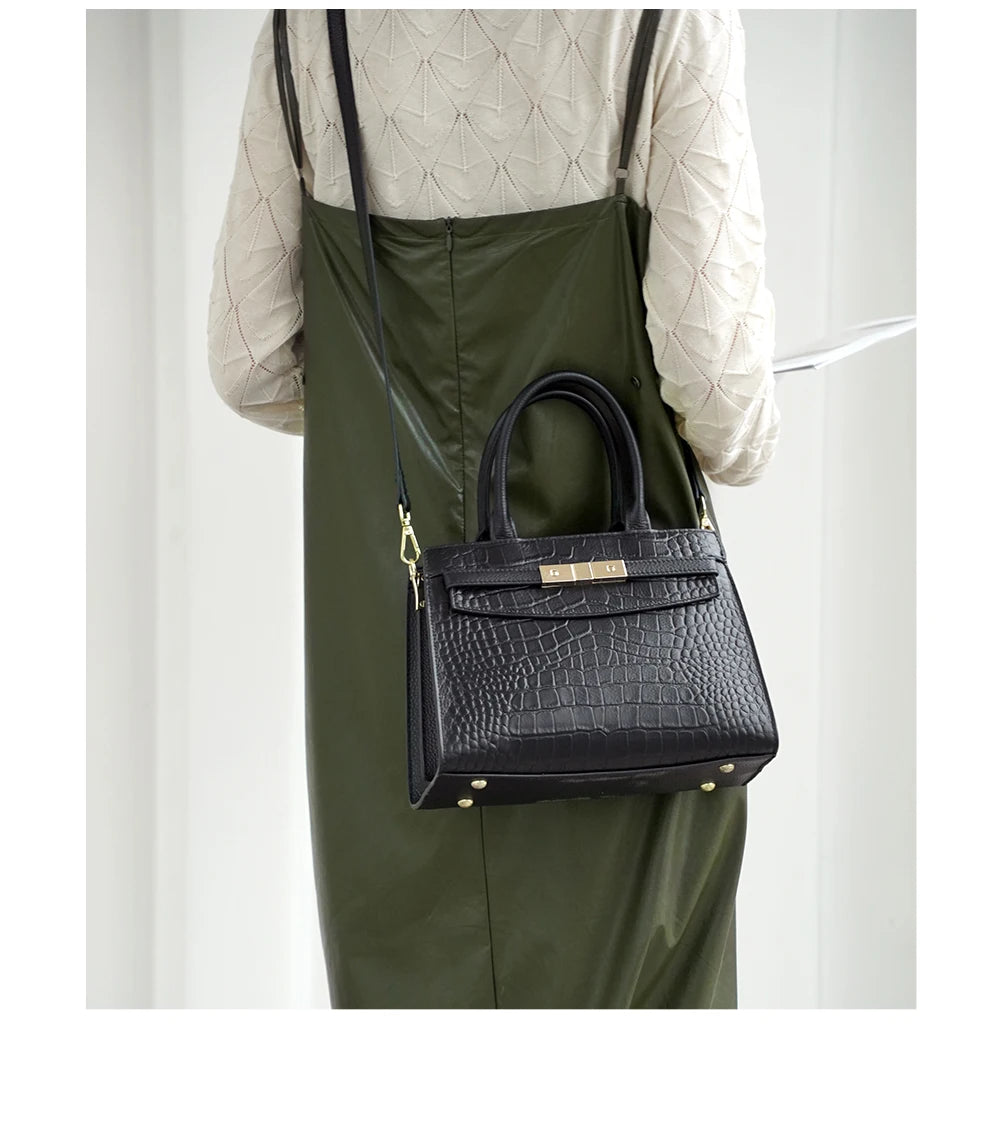 Bolsa de Couro Genuíno Zency - Elegância e Sofisticação