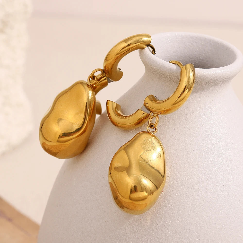 Ebbelle Brinco de argola com pingente de amendoim sólido de cor dupla 18K banhado a ouro aço inoxidável suave feminino decoração de joias de orelha