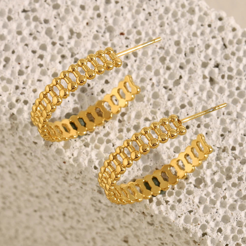 Ebbelle Brinco distintivo statememt em forma de C oco para mulheres metal banhado a ouro 18K joias para orelha da vida diária