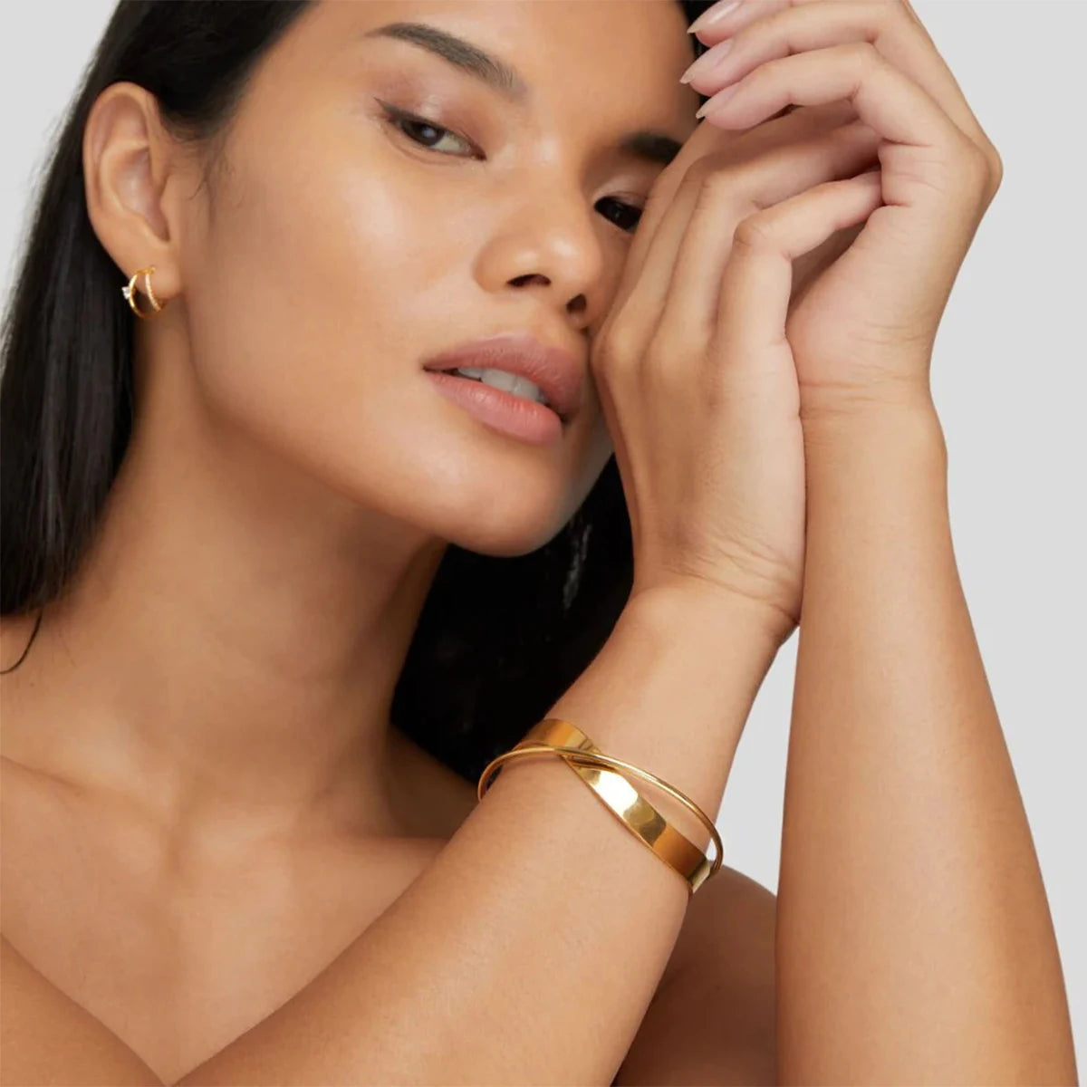 Pulseira Onda Minimalista 18K Ouro Uworld