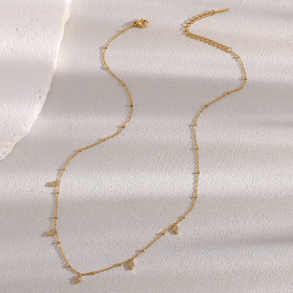 Colar Pingente Rhombus Zircão 18K Banhado a Ouro