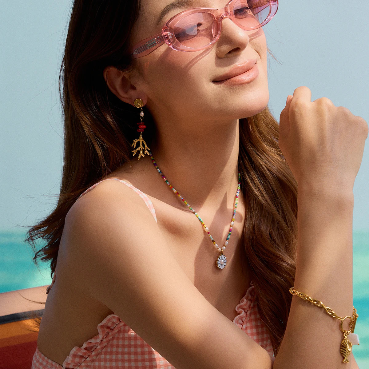 Brincos Elegantes de Coral Vermelho e Pérola