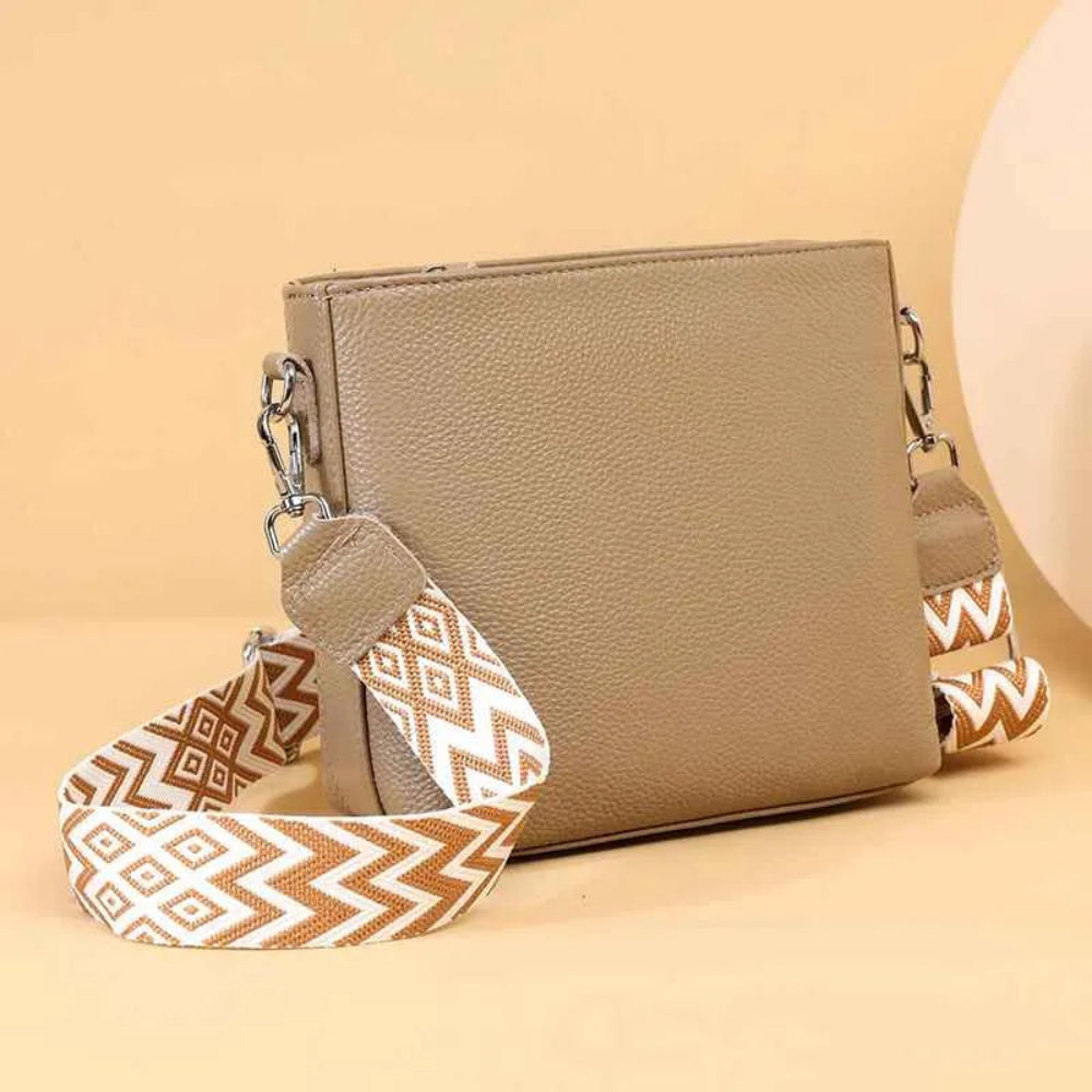 Bolsa Crossbody de Couro Legítimo - Luxo e Versatilidade