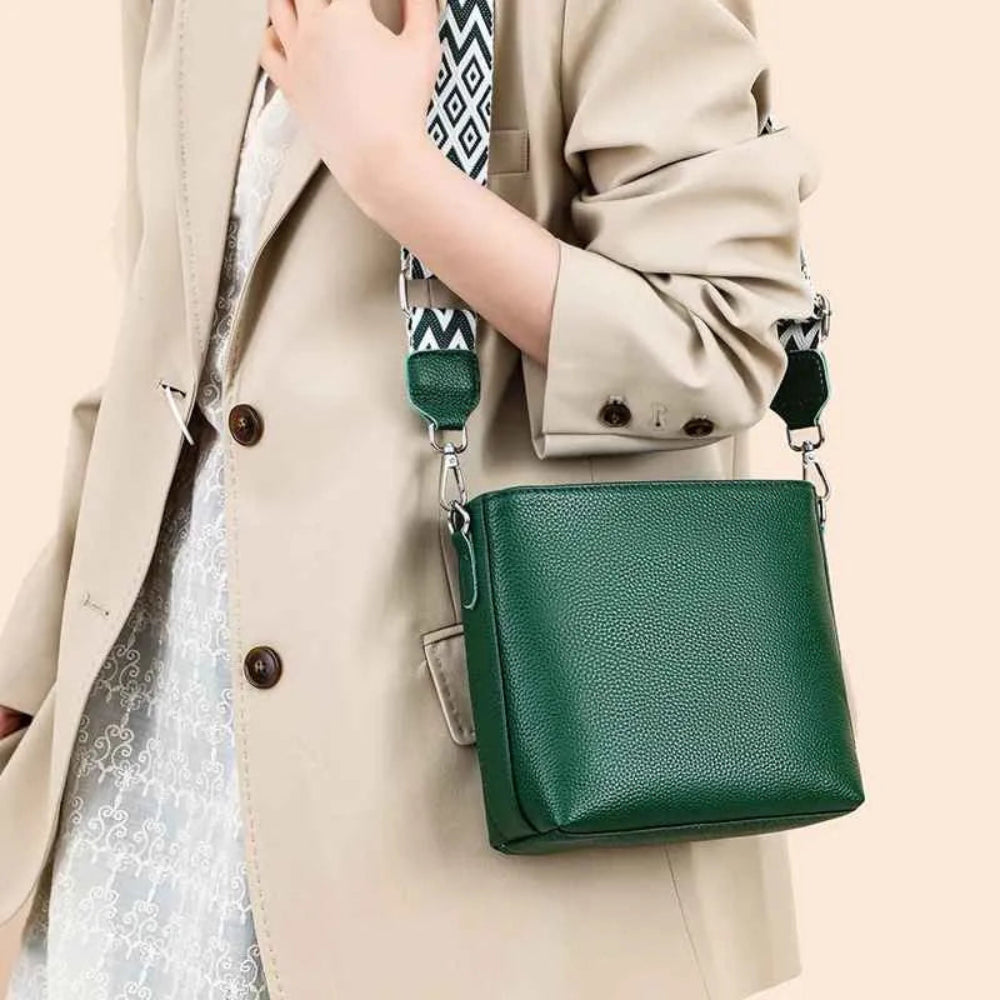 Bolsa Crossbody de Couro Legítimo - Luxo e Versatilidade