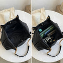 Bolsa de Ombro Elegante com Cadeado em Couro PU