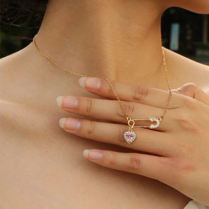 Colar de Pingente Coração Luxuoso com Zircônia e Ouro 18K