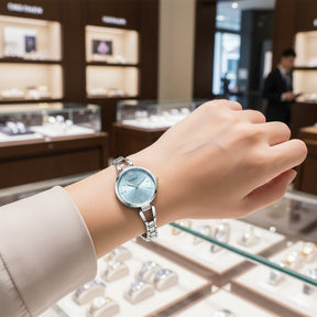 Relógio Feminino Curren Luxo com Strass e Aço Inoxidável