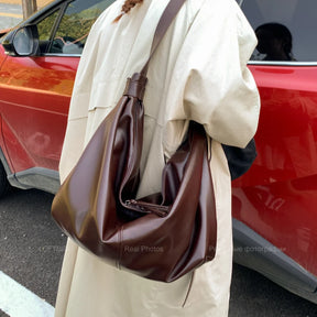 Leftside design de alta capacidade couro do plutônio hobo axilas sacos senhora inverno bolsa ombro para as mulheres 2025 luxo cor sólida bolsas