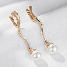 Brincos Geométricos Luxuosos com Pérolas e Ouro Rosa