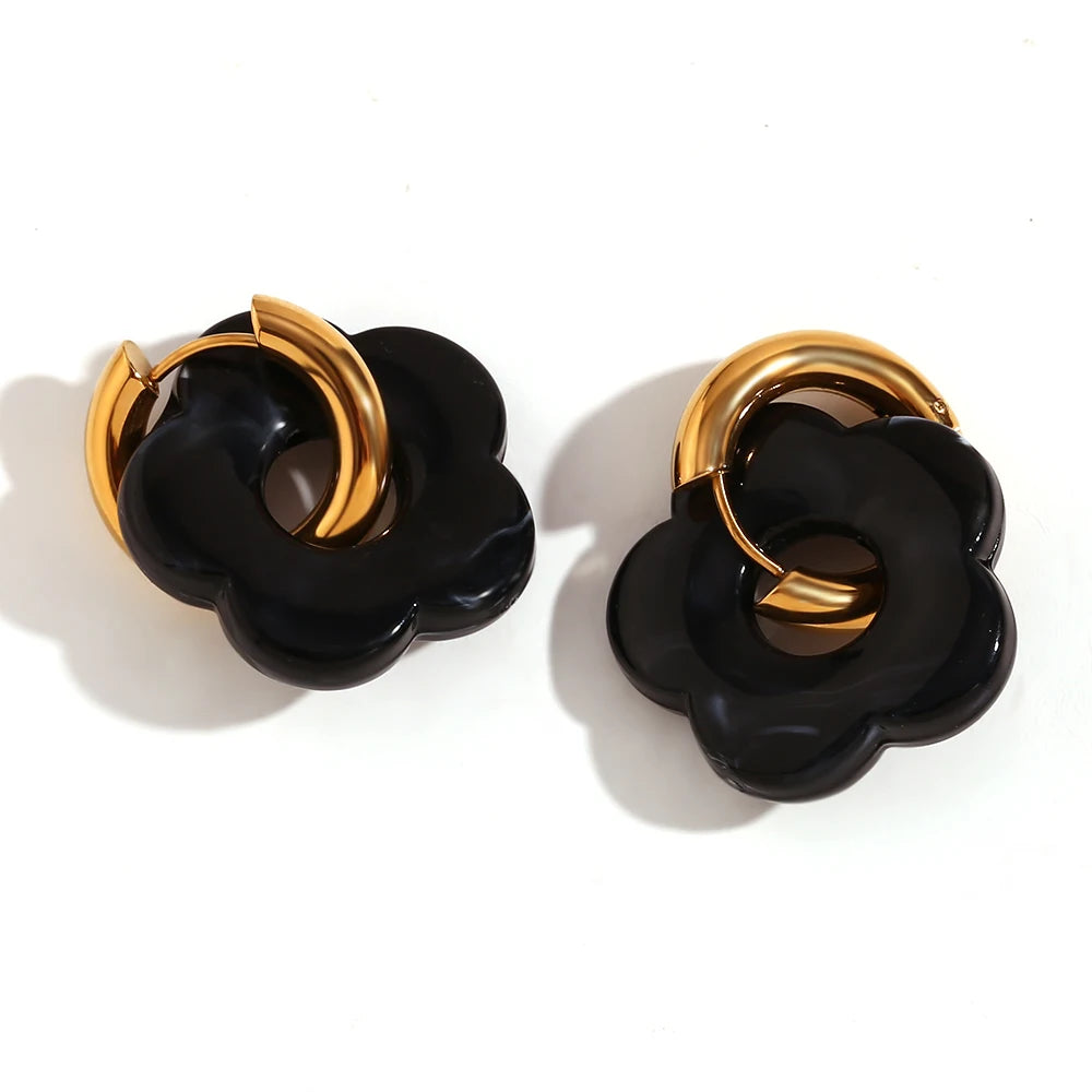 Brincos de Argola com Acabamento de Flor