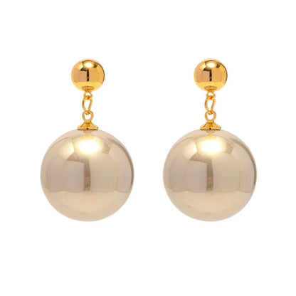 Brincos Vintage com Pérola Simulada Elegante