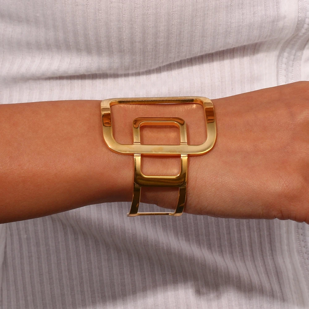 Pulseira Geométrica Banhada a Ouro