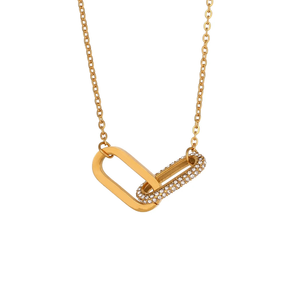 Colar Luxuoso com Pingente de Strass em Aço Inoxidável