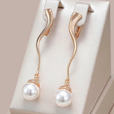 Brincos Geométricos Luxuosos com Pérolas e Ouro Rosa