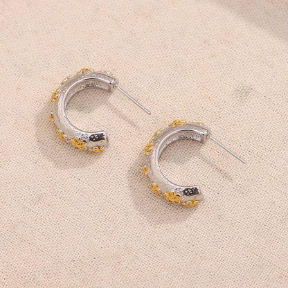 Ebbelle cor misturada em forma de c mini flor brinco 18k banhado a ouro aço inoxidável moda orelha jóias presentes