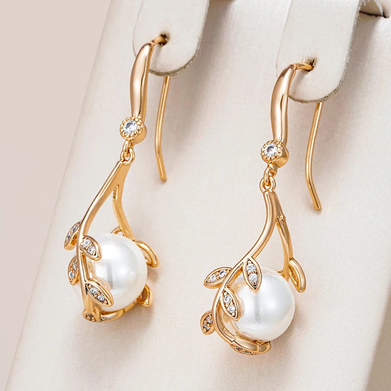 Brincos Elegantes de Pérolas com Zircão Natural