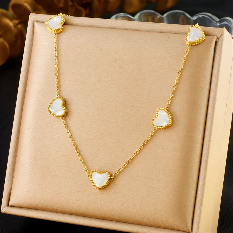 Conjunto Elegante de Joias em Aço Inoxidável com Coração Branco