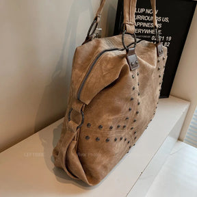 Leftside alta capacidade rebites design couro do plutônio travesseiro sacos para as mulheres 2025 novo estilo punk tendência feminina bolsa de ombro bolsas