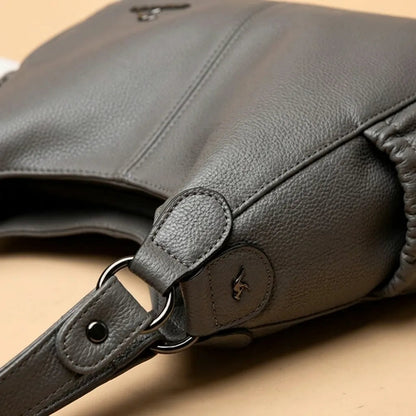Bolsa de Couro Macio para Mulheres - Design Elegante
