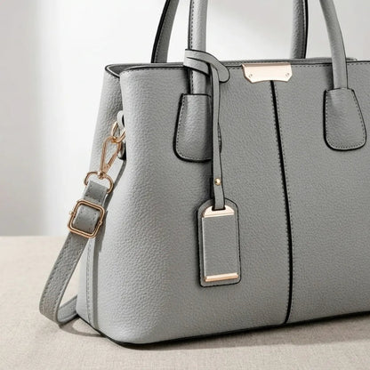 Elegante Bolsa de Couro Plutônio Feminina