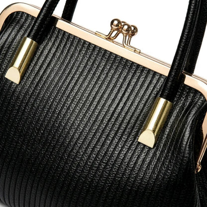 Bolsa Feminina Luxo Couro Transversal e Ombro