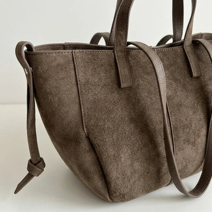 Bolsa de Ombro Luxuosa em Couro Plutônio para Mulheres