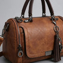 Bolsa Boston Elegance com Borla e Alça Removível