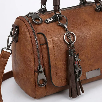 Bolsa Boston Elegance com Borla e Alça Removível