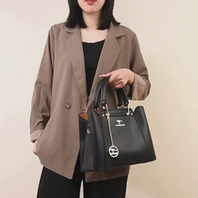 Bolsa de Couro Luxuosa com Grande Capacidade e Design Elegante